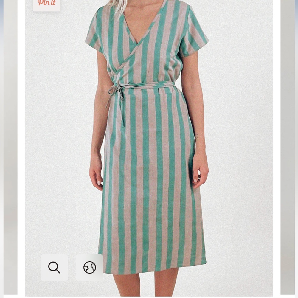 Green V-Neck Raglan Cap Sleeve Sundress